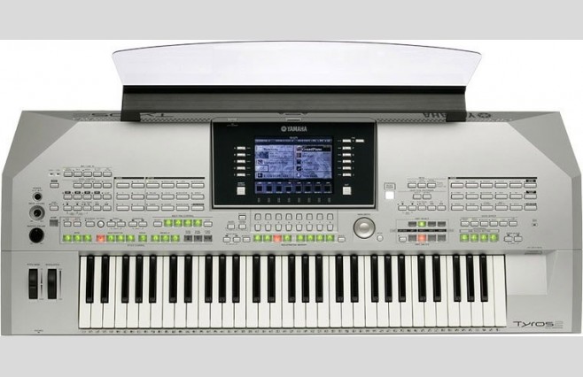 Used Yamaha Tyros 2 With Speakers - Top Grade Used Example - Image 2