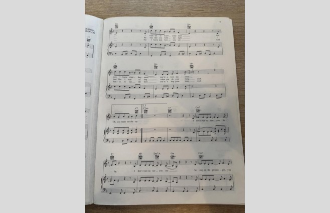 Used Mamma Mia The Soundtrack Piano/Vocal/Guitar Book - REF 0004 - Image 3