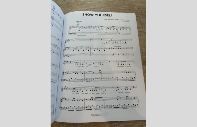 Used Disney Frozen 2 Piano/Vocal/Guitar Book - REF 0012 - Image 3