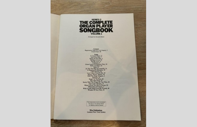 Used The Complete Organ Player Songbook - REF 0030 - Image 2
