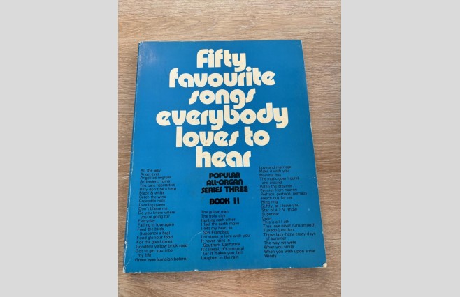 Used Fifty Favourite Songs Everybody Loves To Hear, Popular All-Organ Series Three, Book 11 - REF 0033 - Image 1