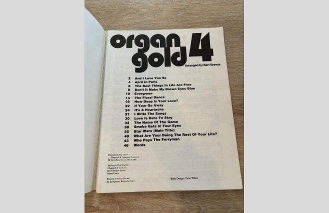 Used Organ Gold 4 Music Book REF 0039 - Image 2