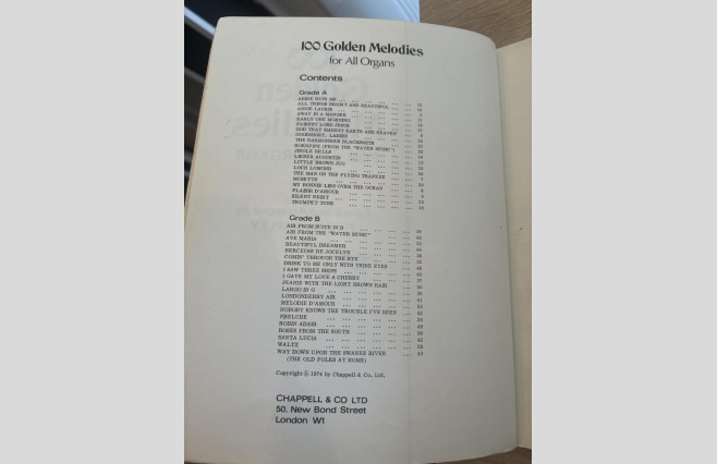 Used 100 Golden Melodies All Organ Book REF 0044 - Image 2
