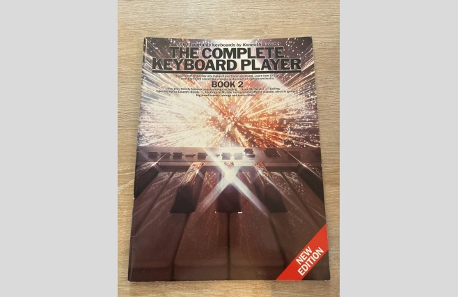 Used The Complete Keyboard Player Book 2 REF 0048 - Image 1