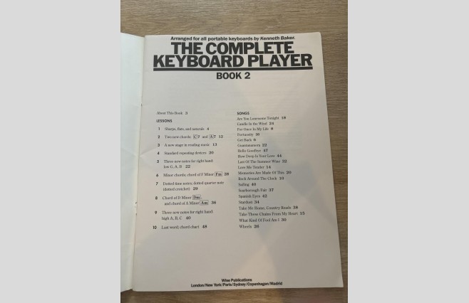 Used The Complete Keyboard Player Book 2 REF 0048 - Image 2