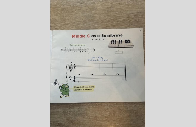 Used John Thompson's Easiest Piano Course Part One Music Book REF 0059 - Image 3