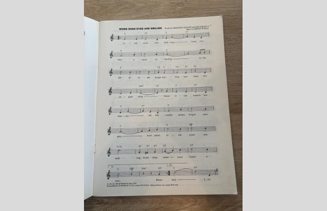 Used Irish and Scottish Favourites Music Book REF 0063 - Image 3