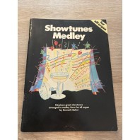 Used Showtunes Medley All Organ Book REF 0045